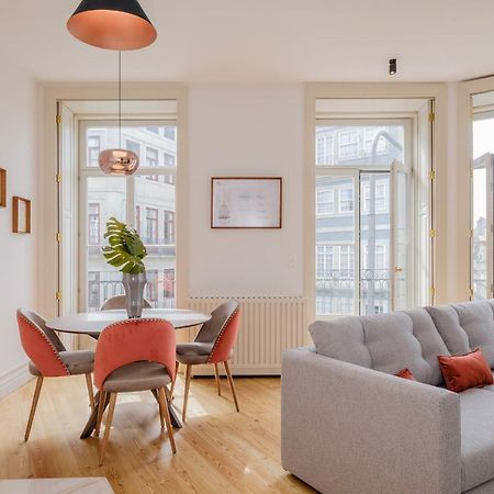 Boutique Rentals-Kihara'S Ribeira Apt With Great Views Porto Luaran gambar