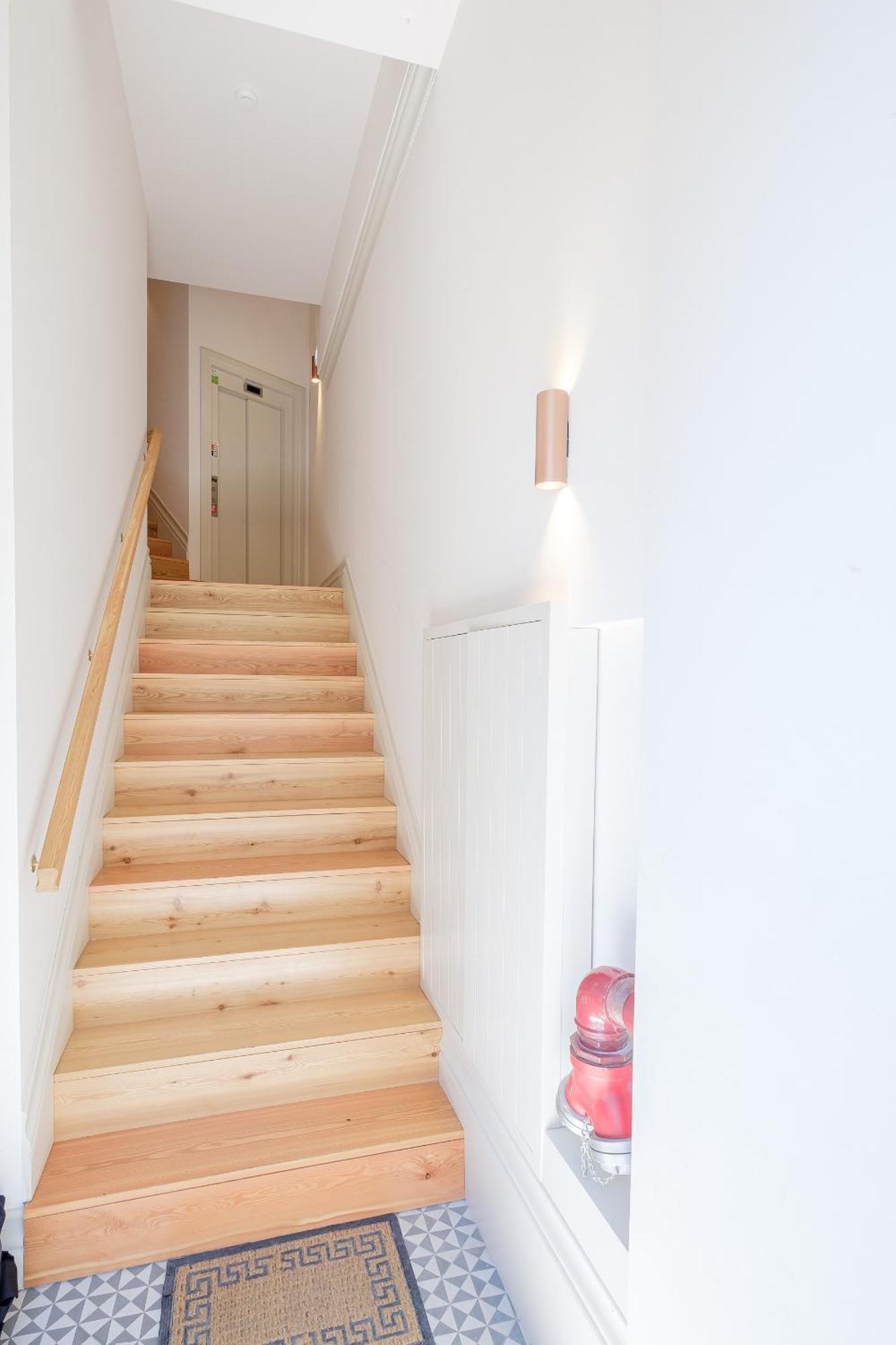 Boutique Rentals-Kihara'S Ribeira Apt With Great Views Porto Luaran gambar