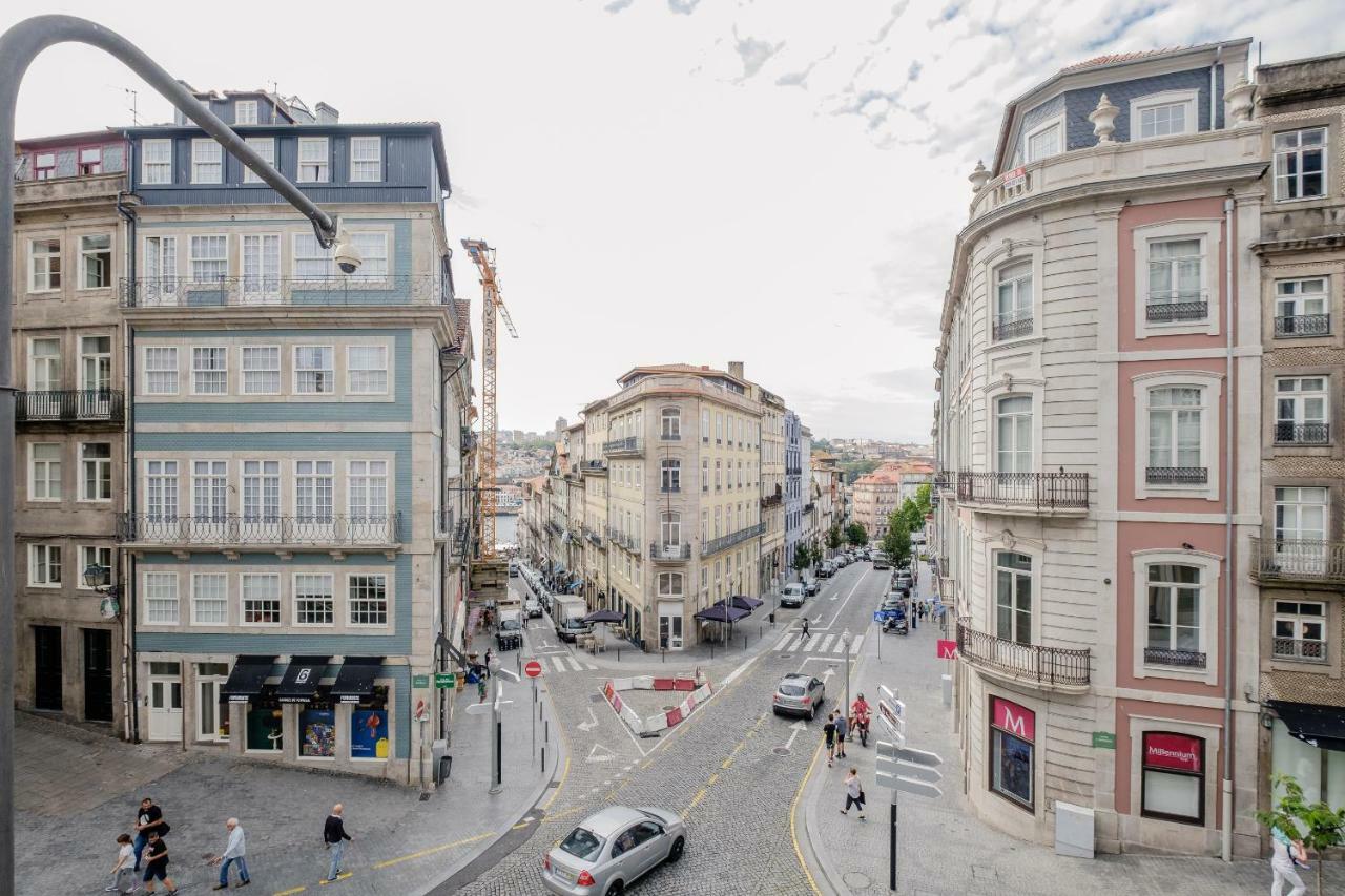 Boutique Rentals-Kihara'S Ribeira Apt With Great Views Porto Luaran gambar