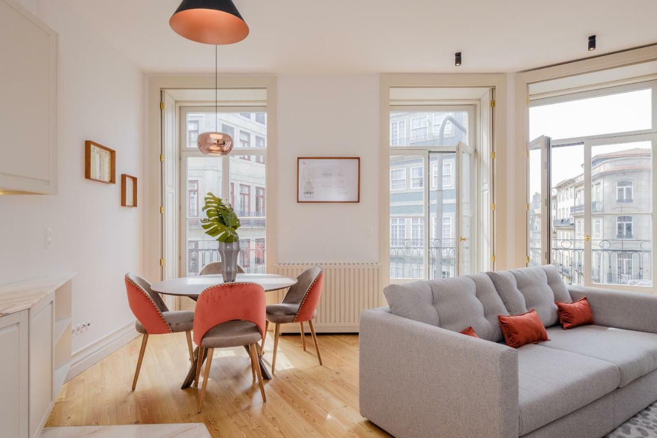Boutique Rentals-Kihara'S Ribeira Apt With Great Views Porto Luaran gambar