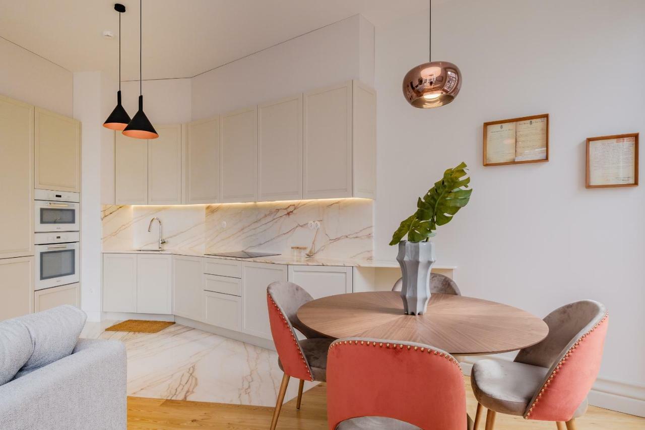 Boutique Rentals-Kihara'S Ribeira Apt With Great Views Porto Luaran gambar